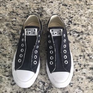 Gently used converse no lace sneakers